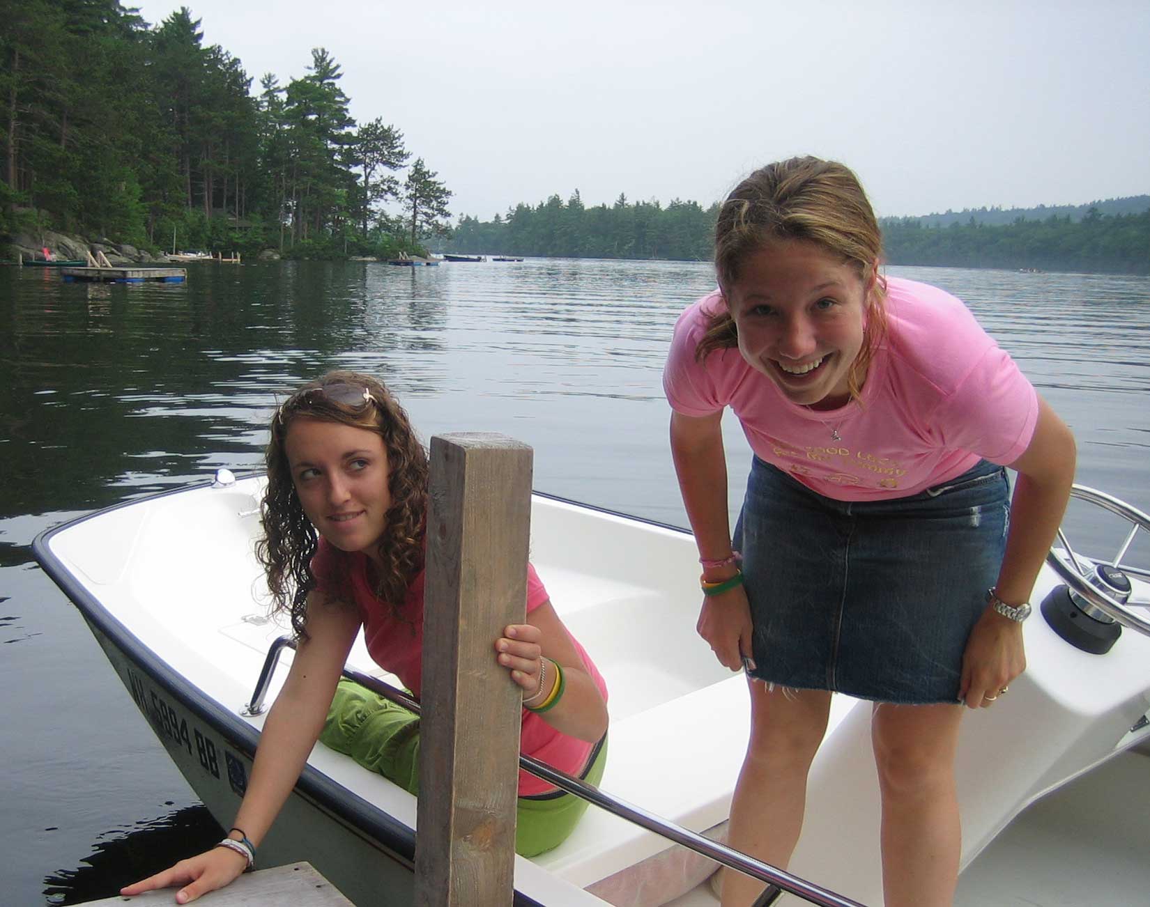 Lizzy and Carla in boat